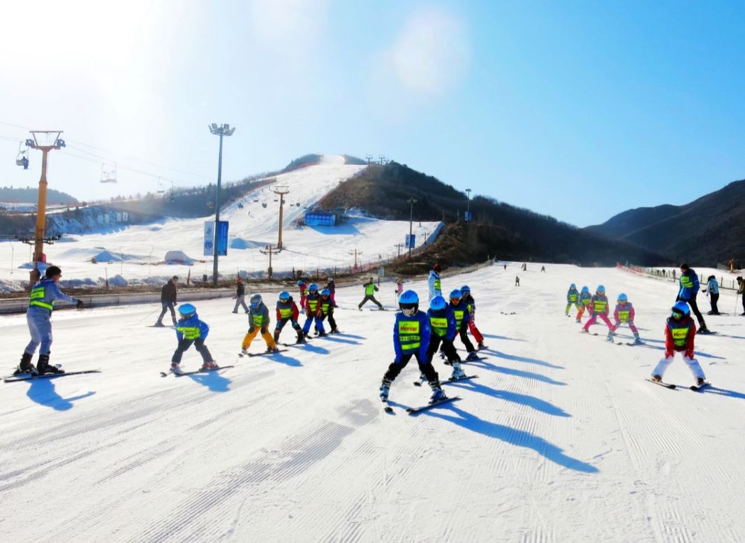 華山阿特艾斯室內滑雪場項目